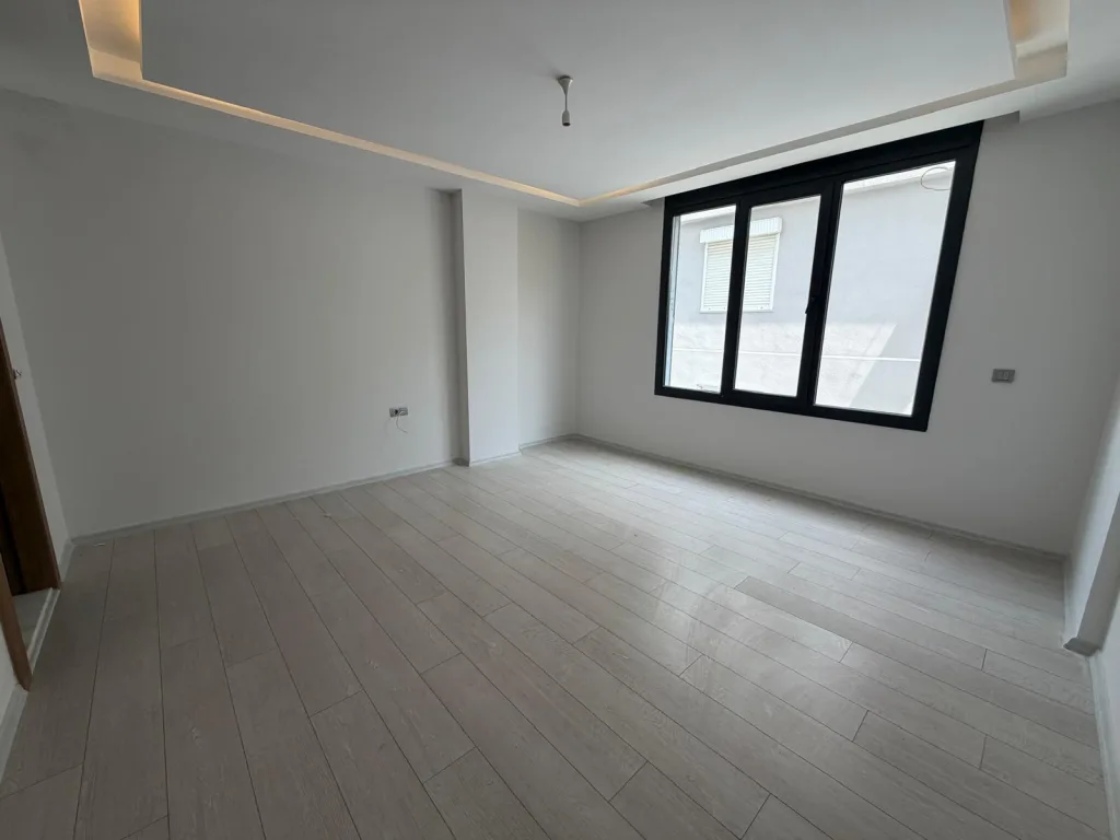 ALTINKUMDA DENİZE ÇOK YAKIN 3+1 CADDE ÜSTÜ 0 DAİRE - Görsel 22