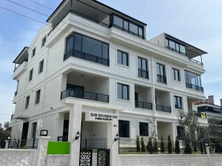 ZEYTİNLİ BULVAR YOLU ÜZERİNDE ŞIK TASARIM 2+1 DAİRE - Görsel 1