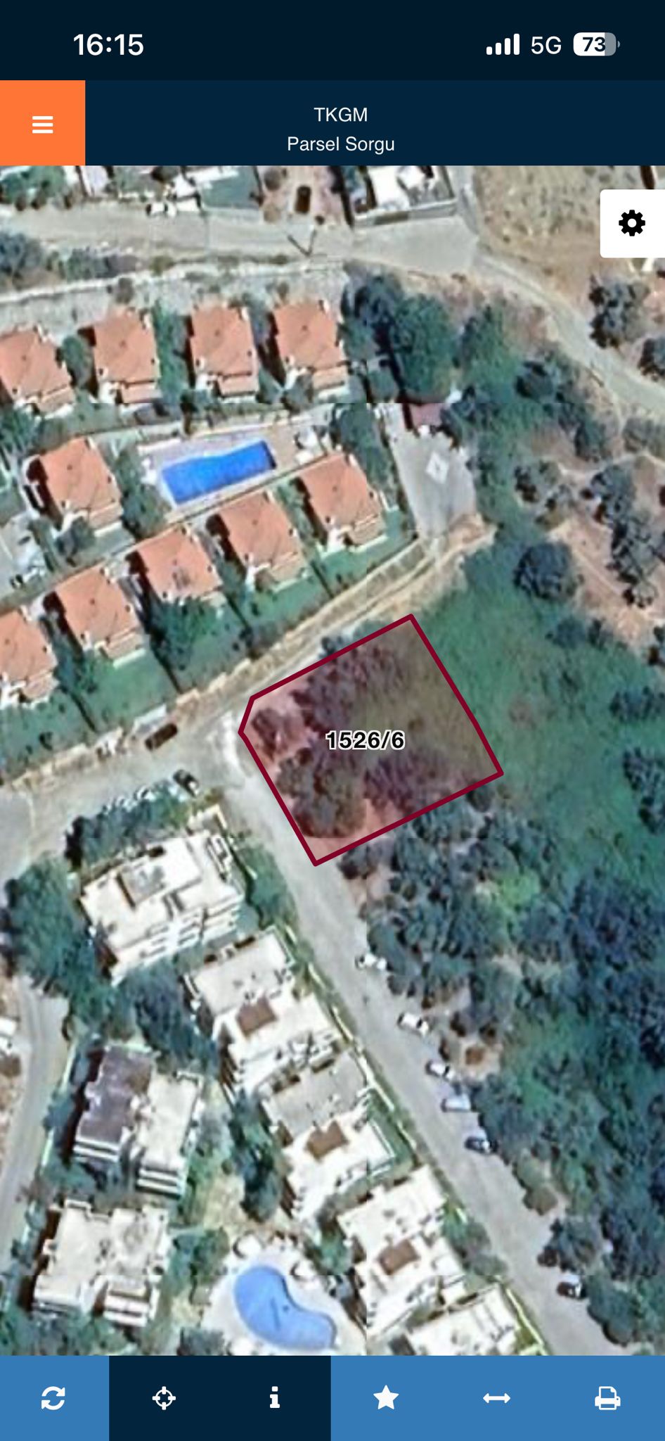 ALTINOLUKTA 650 M2 MUHTEŞEM DENİZ VE ŞEHİR MANZARALI KÖŞE ARSA - Görsel 4