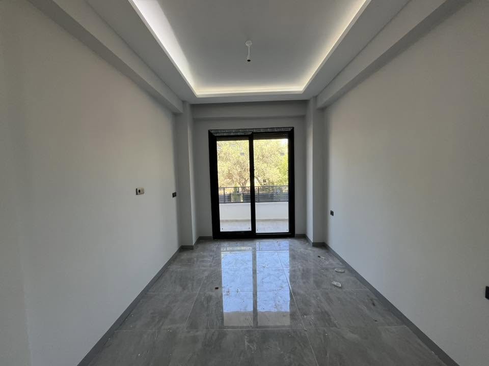 ZEYTİNLİDE MÜSTAKİL TADINDA 2+1 BAHÇE KULLANIMLI AYRI MUTFAK DAİRE - Görsel 12