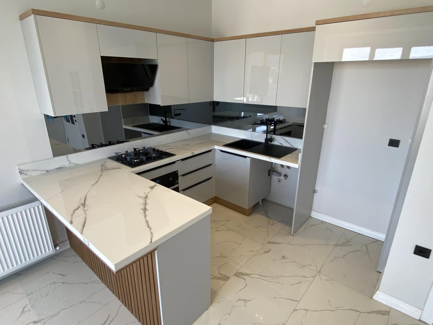 AKÇAY ÇAMLIYOL CADDESİNDE DENİZ VE DAĞ MANZARALI KAT DUBLEKSİ - Görsel 26