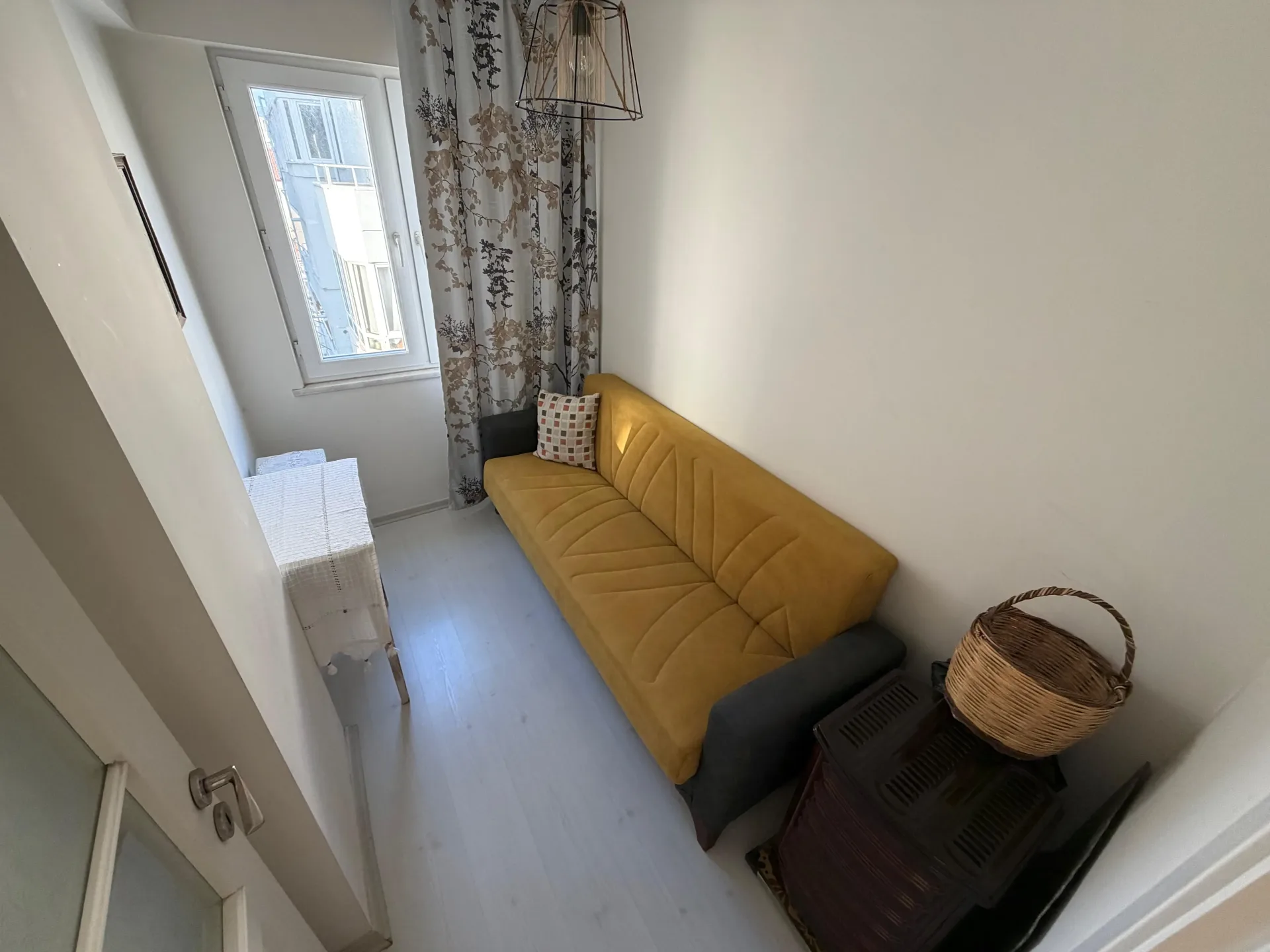 AKÇAYIN MERKEZİNDE EŞYALI MASRAFSIZ 3+1 DAİRE - Görsel 5