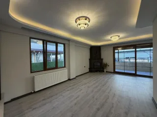 AKÇAY SAHİLİNDE DENİZE KOMŞU ve DEKORASYONUYLA GÖZ BOYAYAN 3+1 MUHTEŞEM VİLLA - Görsel 14