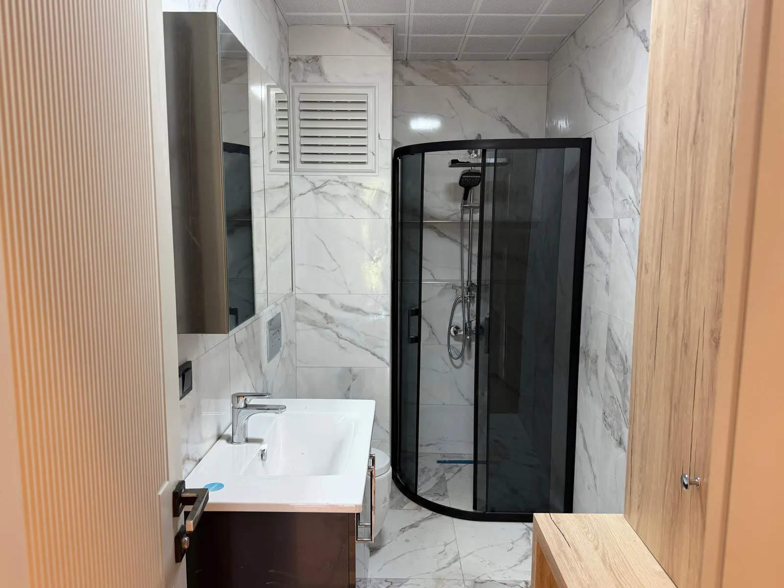 AKÇAY ALTINKUMDA 2+1 EBEVEYN BANYOLU GENİŞ DAİRE - Görsel 15