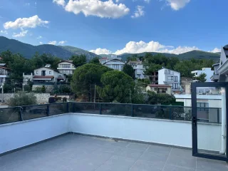 GÜRE KAVURMACILAR YOLUNDA DAĞ VE DENİZ MANZARALI 3+1 LÜX TRİPLEX VİLLA - Görsel 31
