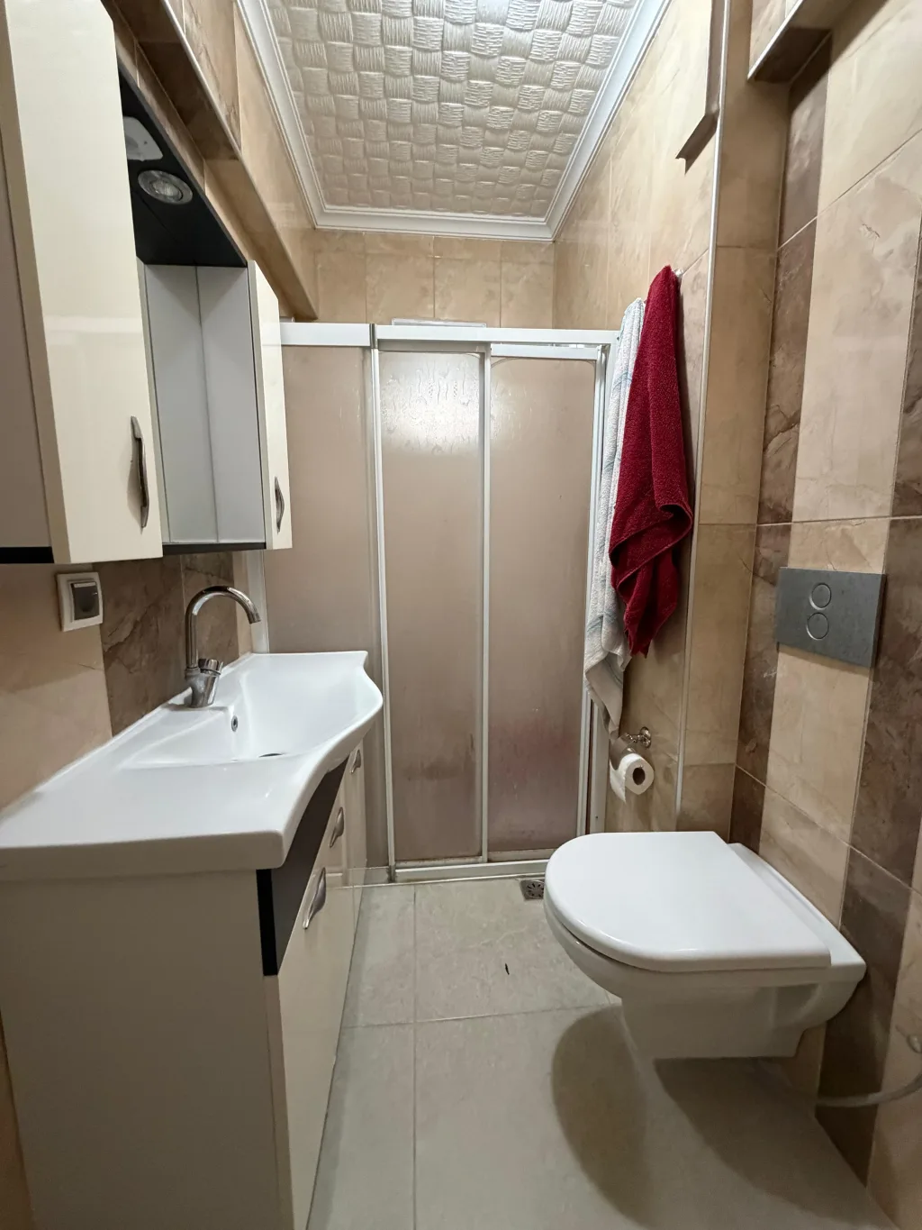AKÇAYIN MERKEZİNDE EŞYALI MASRAFSIZ 3+1 DAİRE - Görsel 10