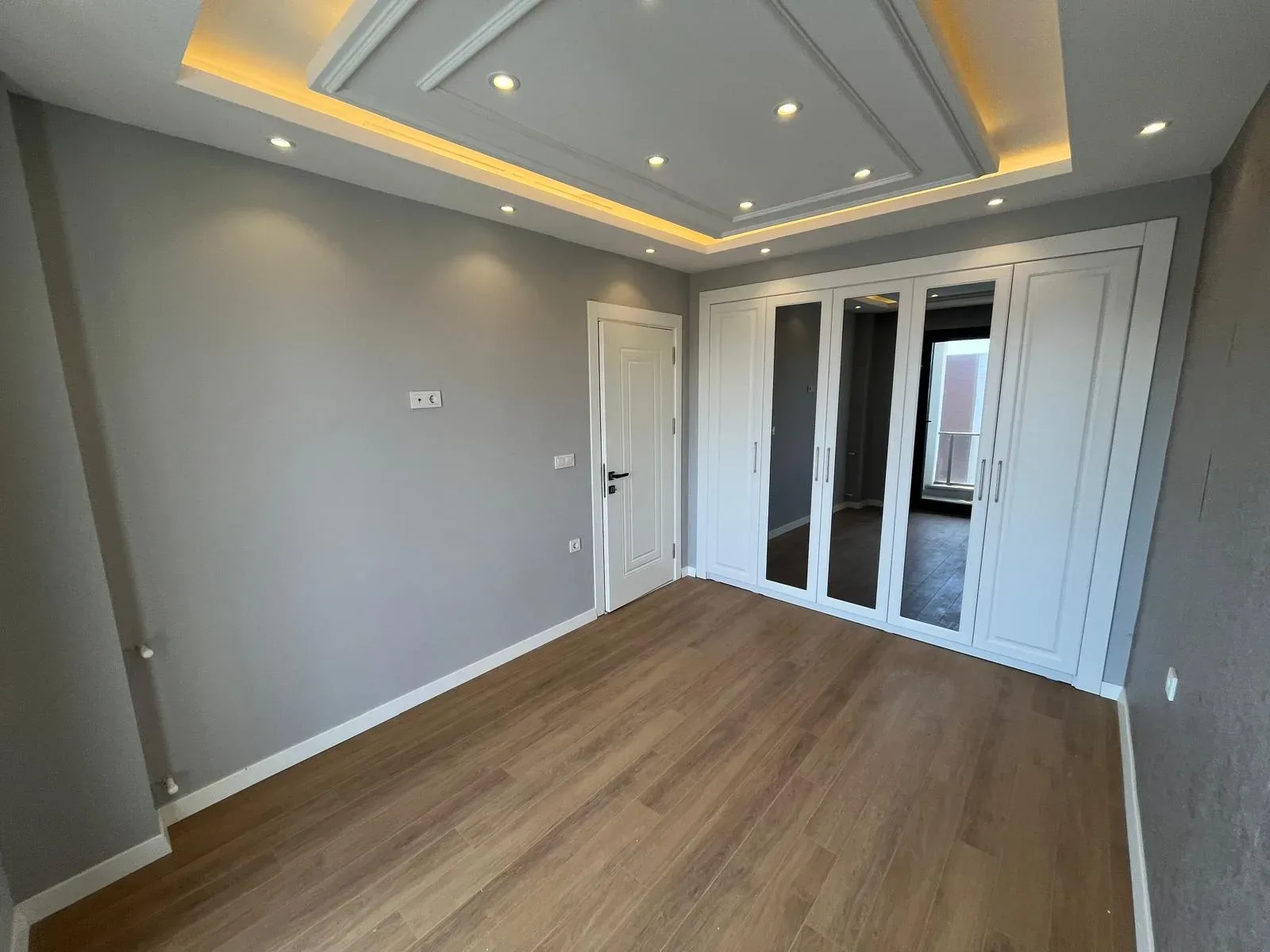 GÜRE SAHİLİNDE ULTRA LÜX HAVUZLU SİTE İÇERİSİNDE 2 ODA 1 SALON AYRI MUTFAK MUHTEŞEM DAİRE - Görsel 17