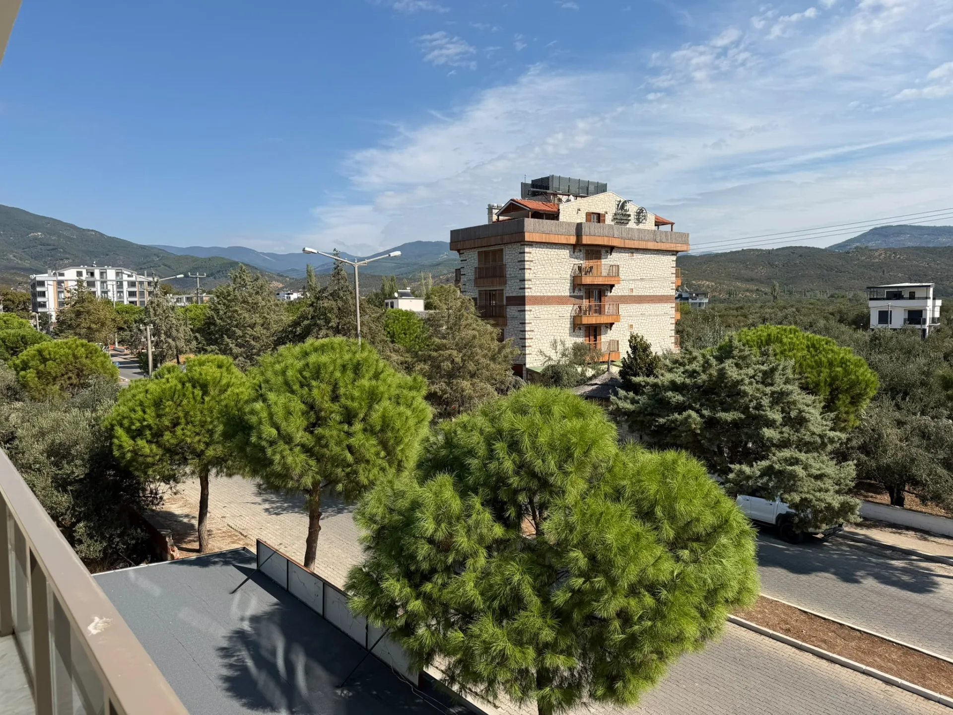 KAZDAĞLARI ZEYTİNLİDE 2+1 AYRI MUTFAK ULTRA LÜX DOĞA MANZARLI DAİRE - Görsel 12