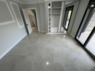 NARLIDA 4+1 ÇOK KULLANIŞLI DENİZE 450 METRE MESAFEDE VİLLA - Görsel 14