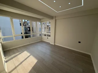 AKÇAYDA MERKEZİ LOKASYON FULL DEKORASYONLU 3+1 ARA KAT DAİRE - Görsel 23