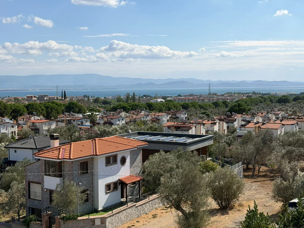 GÜREDE FULL DENİZ MANZARALI GERÇEK TAŞ VE LÜXÜN BİR ARADA OLDUĞU ÖZEL VİLLA - Görsel 10