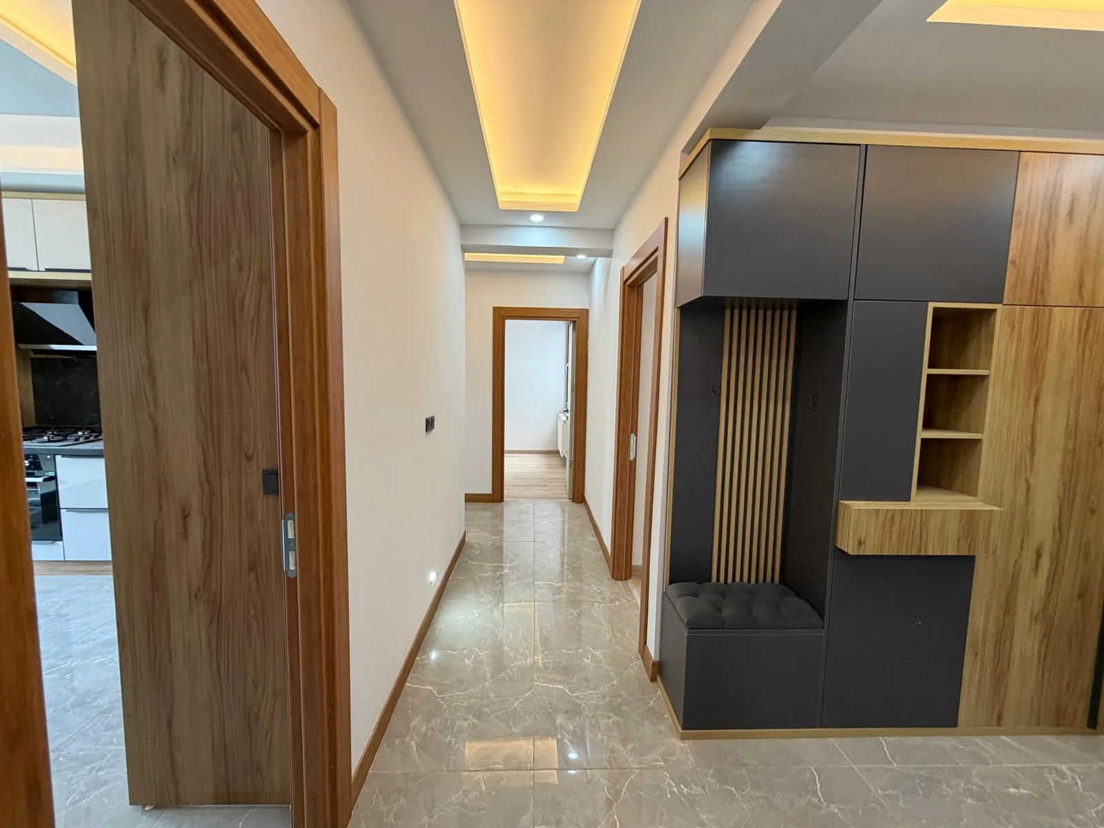 AKÇAY ALTINKUMDA 3 ODA 1 SALON AYRI MUTFAK ULTRA LÜX DAİRE - Görsel 5