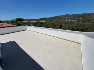 ALTINOLUKTA DENİZE 200 METRE MESAFEDE 3+1 TRİPLEX DENİZ MANZARALI SIFIR VİLLA - Görsel 23