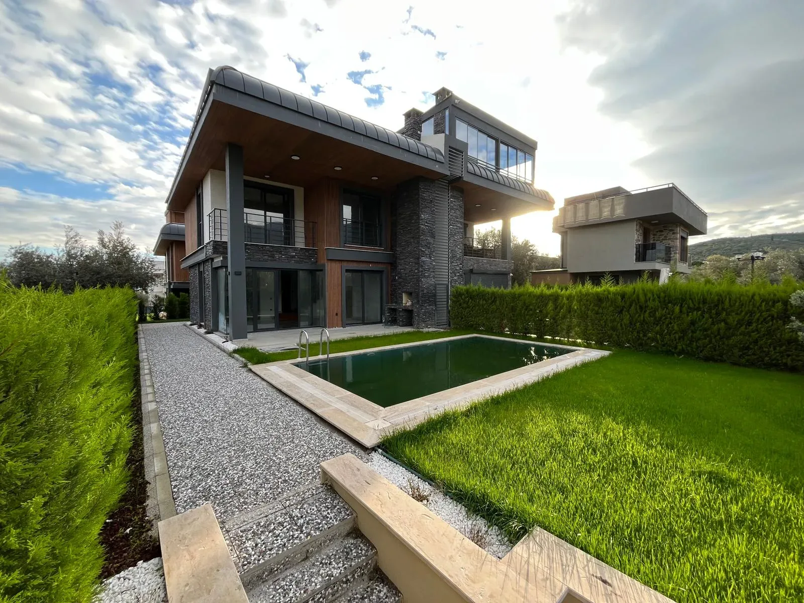 GÜREDE OTELLER BÖLGESİNDE ULTRA LÜX HAVUZLU 4+1 TRİPLEX HAVUZLU VİLLA - Görsel 19