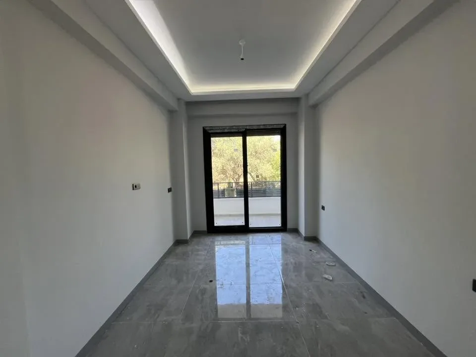 ZEYTİNLİDE MÜSTAKİL TADINDA 2+1 BAHÇE KULLANIMLI AYRI MUTFAK DAİRE - Görsel 12