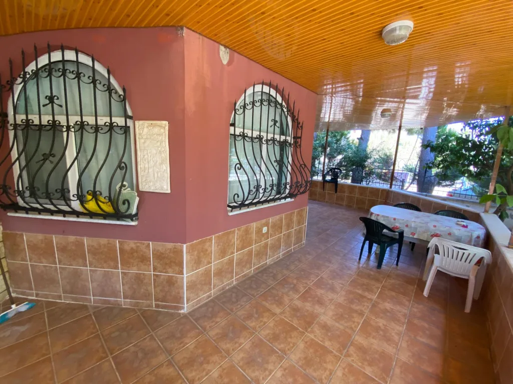 GÜRE HAVACILAR MEVKİ ÇOK GENİŞ DENİZE 100 METRE VİLLA - Görsel 33