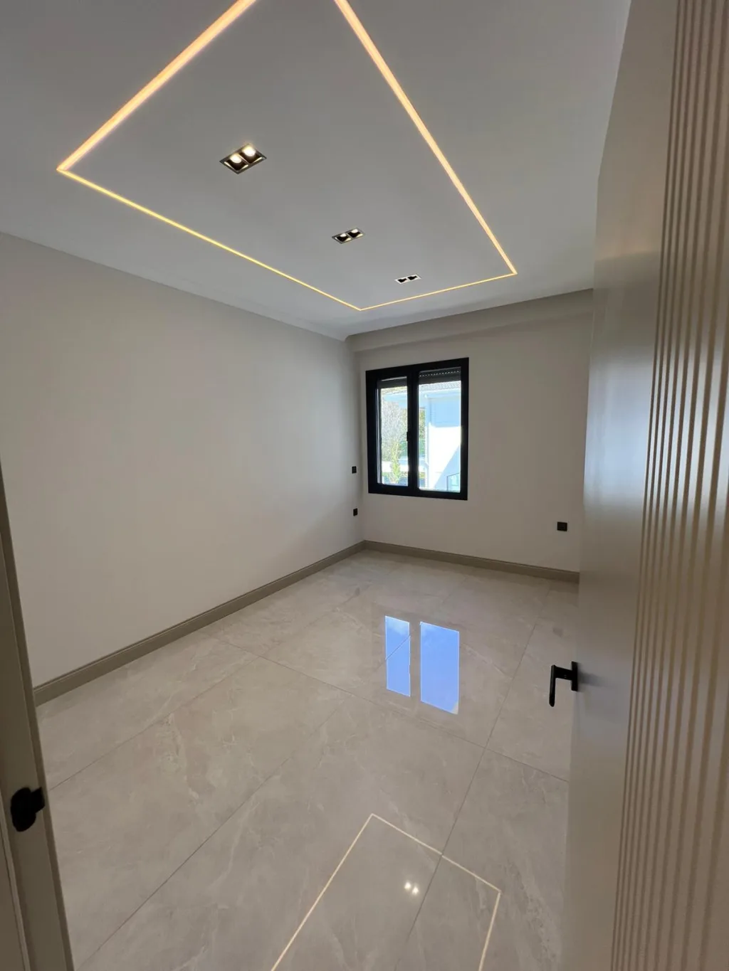 GÜRE RAMADA OTEL BÖLGESİNDE TAM BAĞIMSIZ MÜSTAKİL ULTRA LÜX VİLLA - Görsel 22
