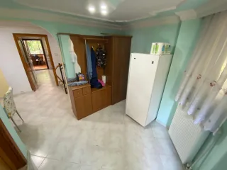 GÜRE HAVACILAR MEVKİ ÇOK GENİŞ DENİZE 100 METRE VİLLA - Görsel 20