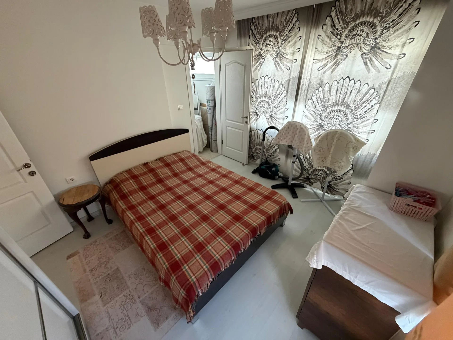 AKÇAYIN MERKEZİNDE EŞYALI MASRAFSIZ 3+1 DAİRE - Görsel 12