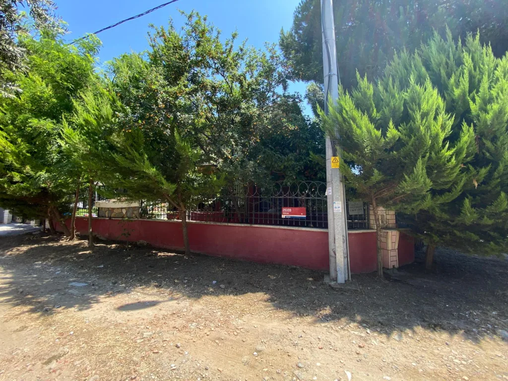 GÜRE HAVACILAR MEVKİ ÇOK GENİŞ DENİZE 100 METRE VİLLA - Görsel 26