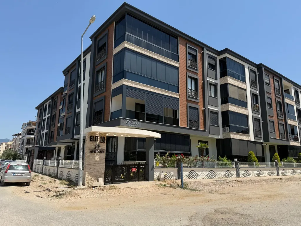 AKÇAYDA HAVUZLU SİTE İÇERİSİNDE ULTRA LÜKS 130 METREKARE 2+1 - Görsel 4