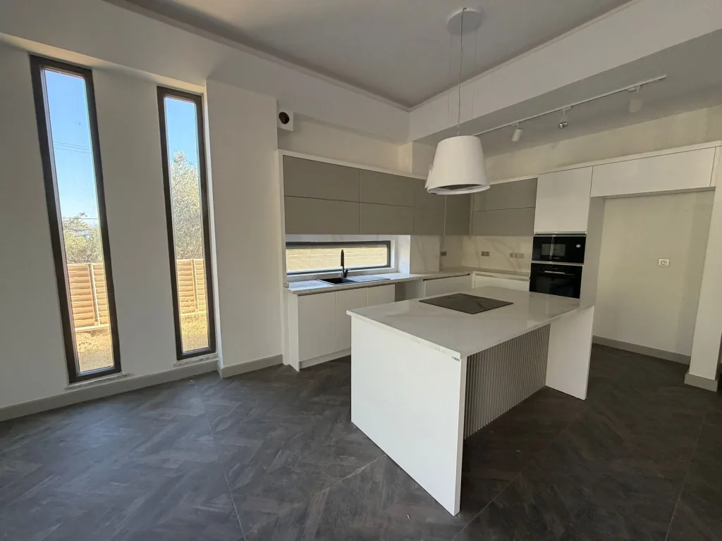 GÜRE İSKELE MAHALLESİNDE TEK KATLI 4+1 TAM MÜSTAKİL ULTRA LÜX VİLLA - Görsel 8