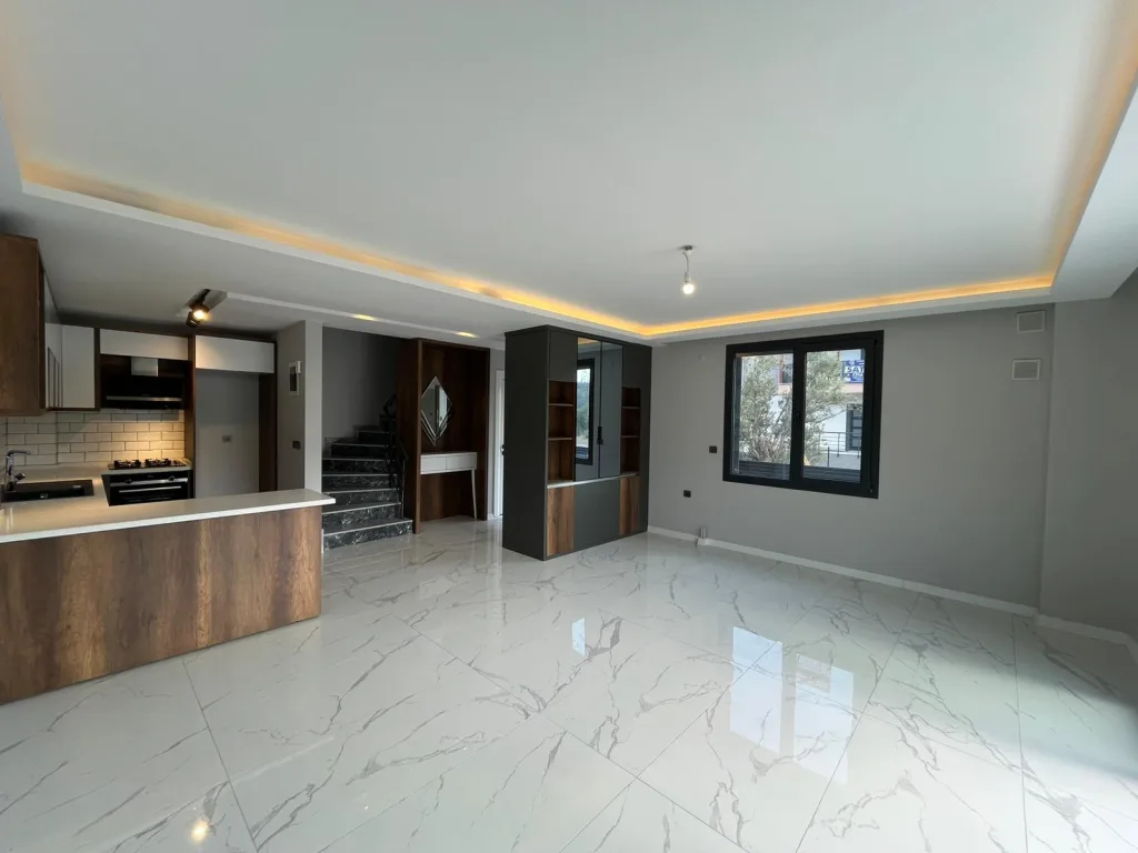GÜRE KAVURMACILAR YOLUNDA DAĞ VE DENİZ MANZARALI 3+1 LÜX TRİPLEX VİLLA - Görsel 10