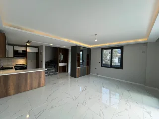 GÜRE KAVURMACILAR YOLUNDA DAĞ VE DENİZ MANZARALI 3+1 LÜX TRİPLEX VİLLA - Görsel 10
