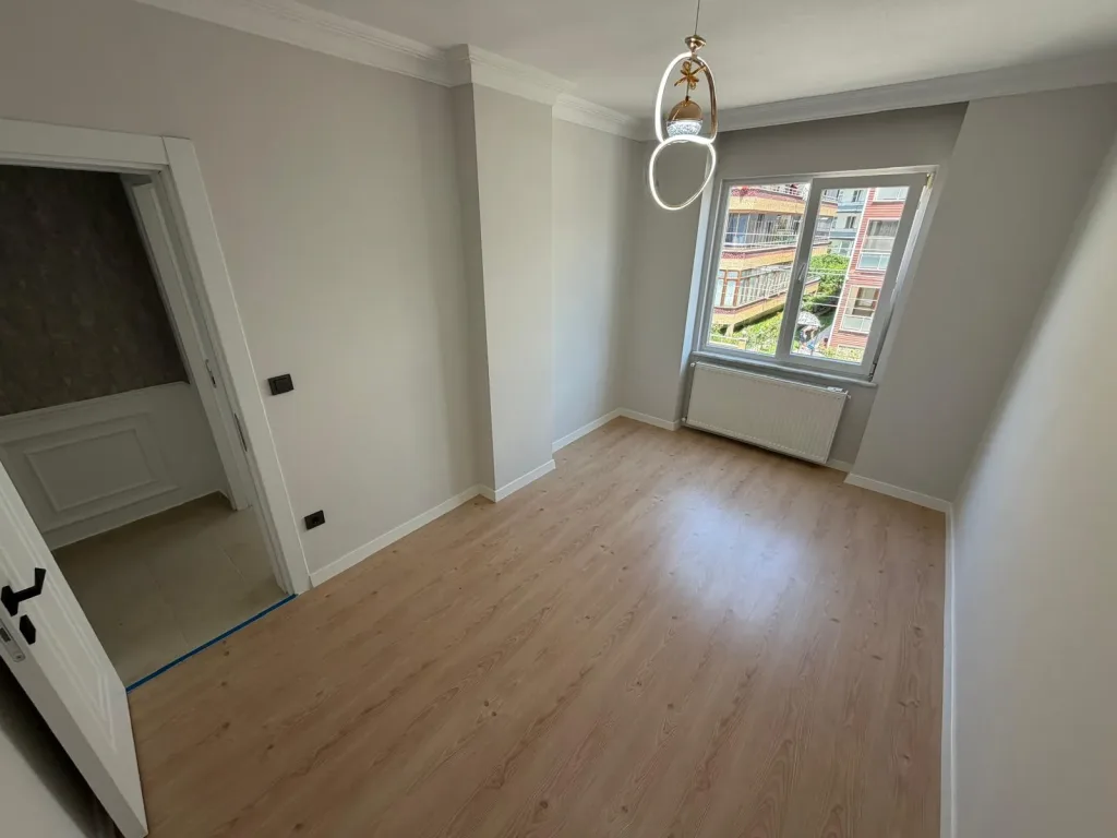 ALTINKUMDA CADDE ÜZERİNDE GÖZ DOLDURAN 2+1 DAİRE - Görsel 23