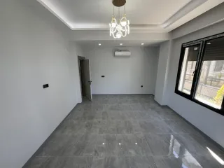 ZEYTİNLİDE MÜSTAKİL TADINDA 2+1 BAHÇE KULLANIMLI AYRI MUTFAK DAİRE - Görsel 18