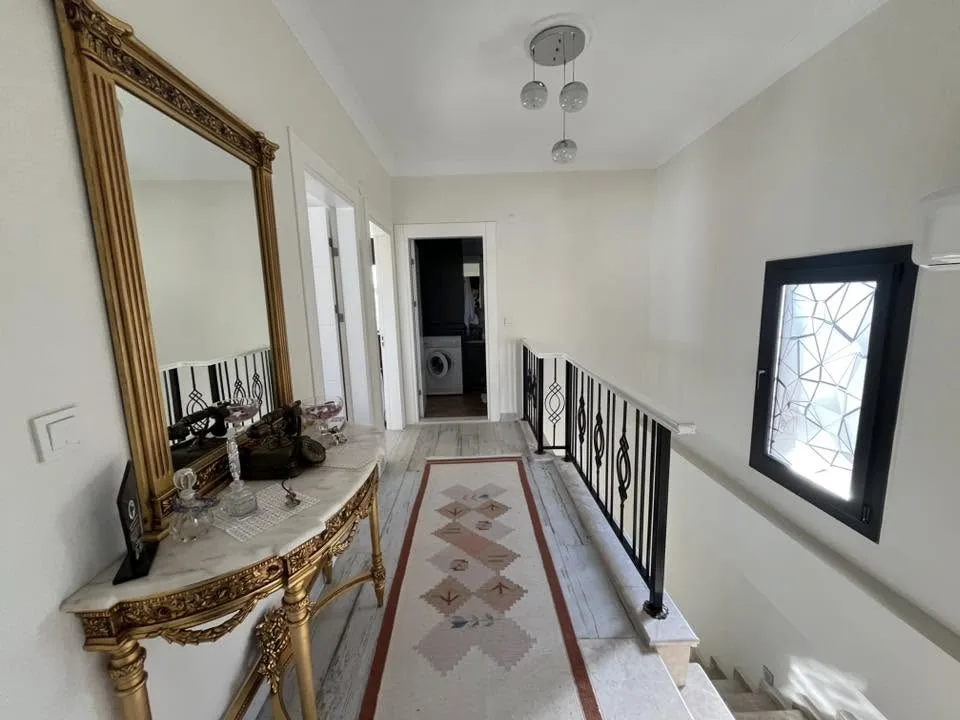 ALTINOLUK MERKEZDE TAM BAĞIMSIZ MÜSTAKİL  FULL EŞYA OPSİYONLU 3+1 AYRI MUTFAK VİLLA - Görsel 13