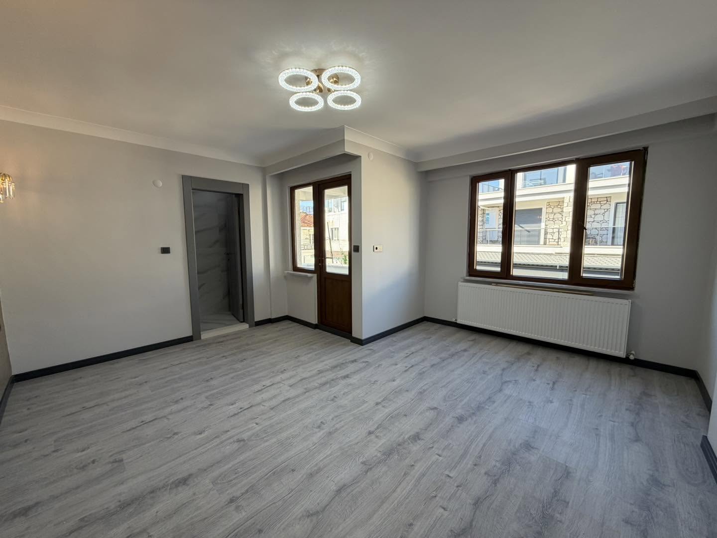 AKÇAY SAHİLİNDE DENİZE KOMŞU ve DEKORASYONUYLA GÖZ BOYAYAN 3+1 MUHTEŞEM VİLLA - Görsel 30