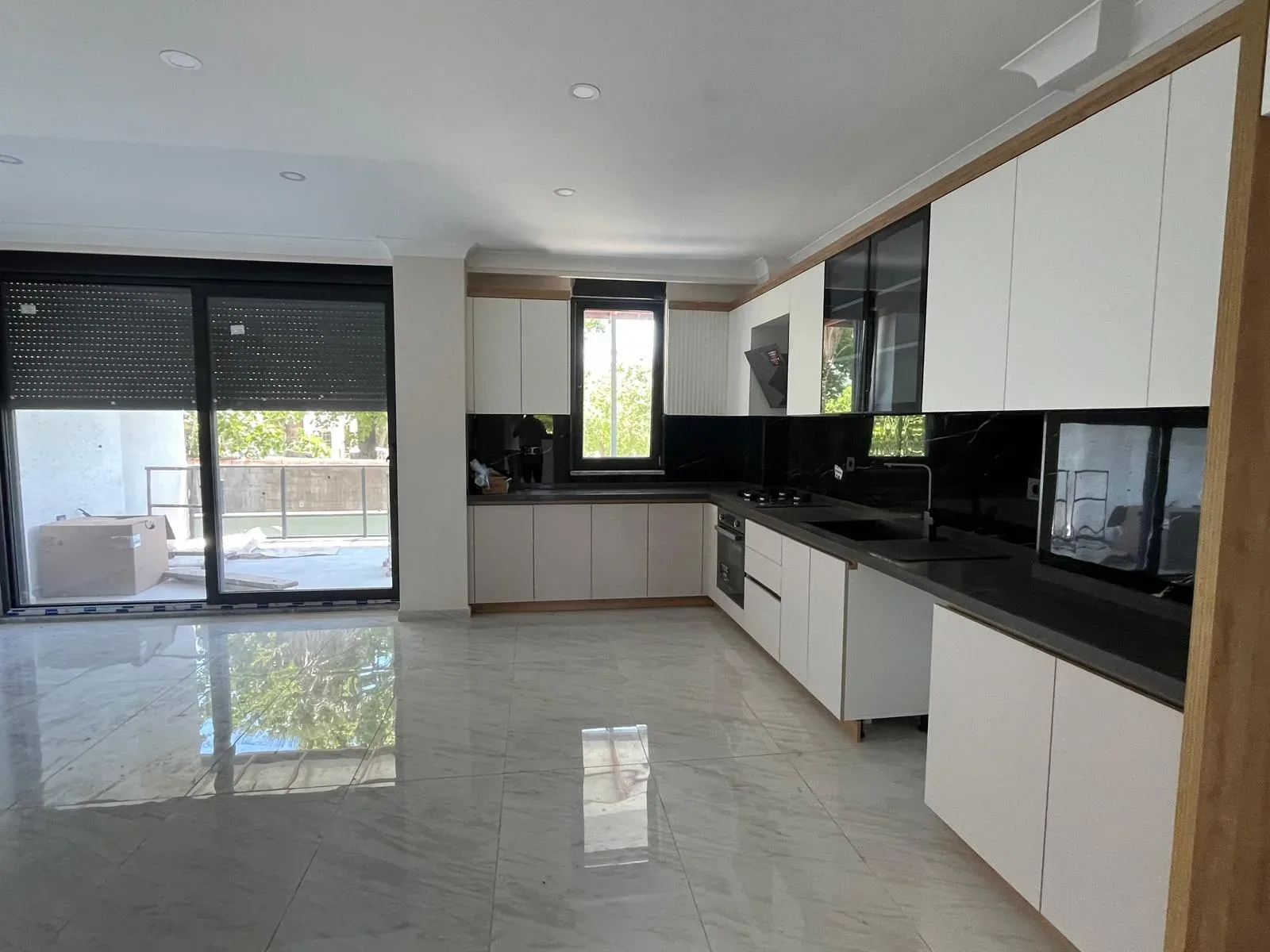GÜREDE DENİZE SIFIR TADINDA 3+1 TRİPLEX HER ODASINDA EBEVEYN BANYOSU OLAN VİLLA - Görsel 16