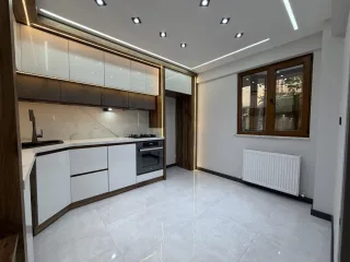 AKÇAY SAHİLİNDE DENİZE KOMŞU ve DEKORASYONUYLA GÖZ BOYAYAN 3+1 MUHTEŞEM VİLLA - Görsel 9
