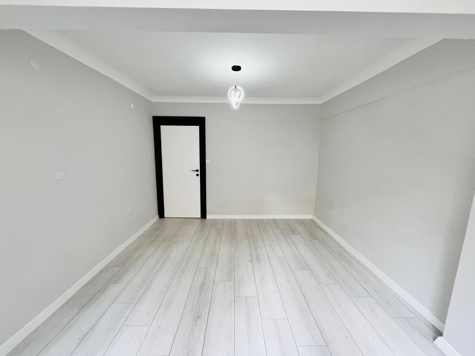 AKÇAY MERKEZDE İÇİ RESTORE EDİLMİŞ BAHÇELİ 2+1 - Görsel 20