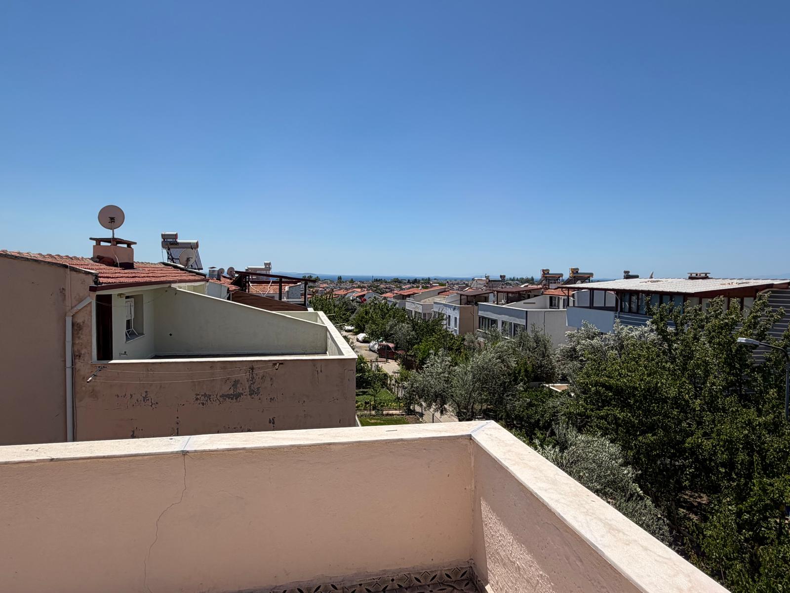 GÜRE DENİZ TARAFINDA DAİRE FİYATINA TRİPLEKS VİLLA - Görsel 19