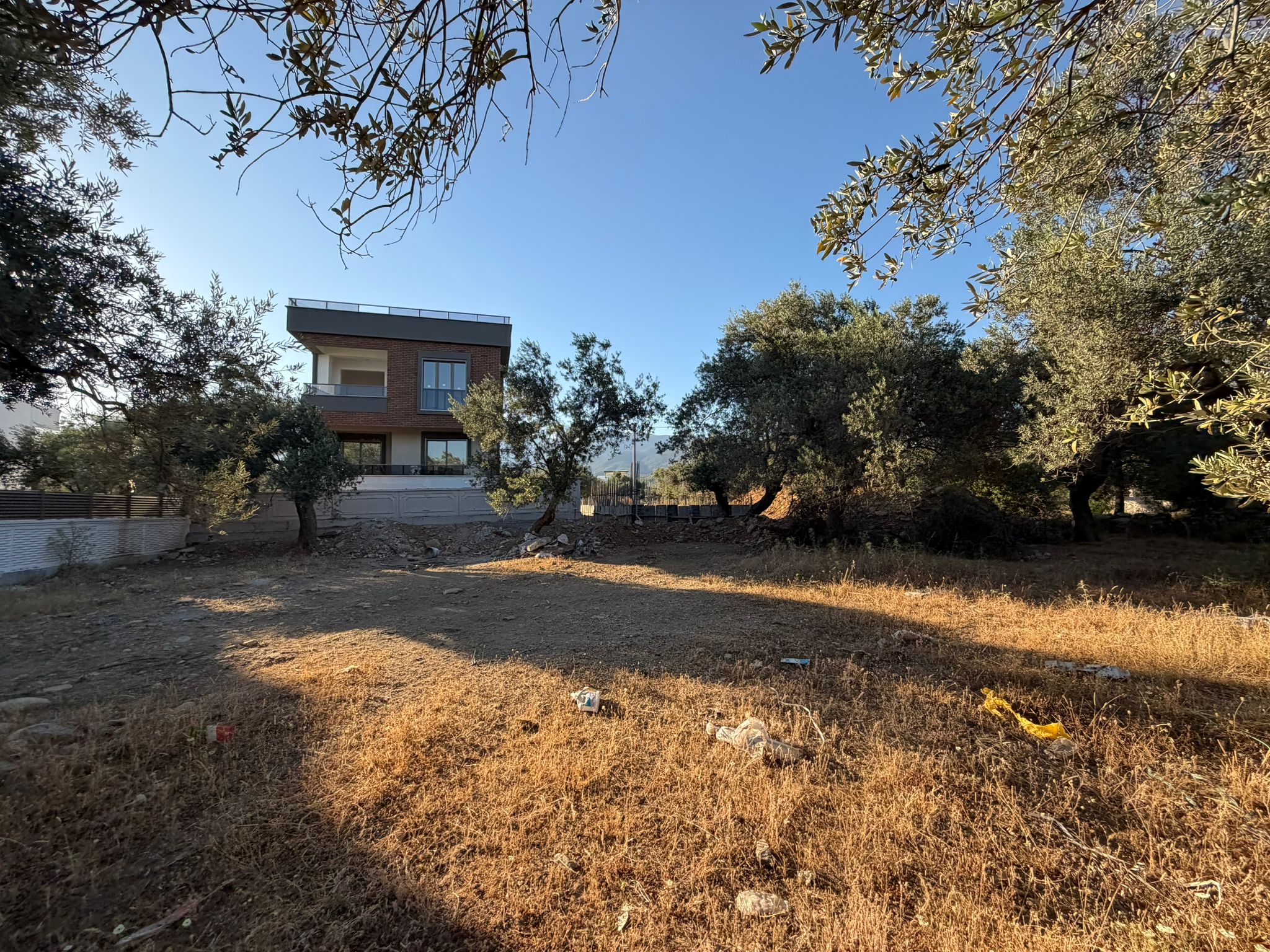 ZEYTİNLİDE 335 METREKARE %30 İMARLI İKİ VİLLALIK ARSA - Görsel 6