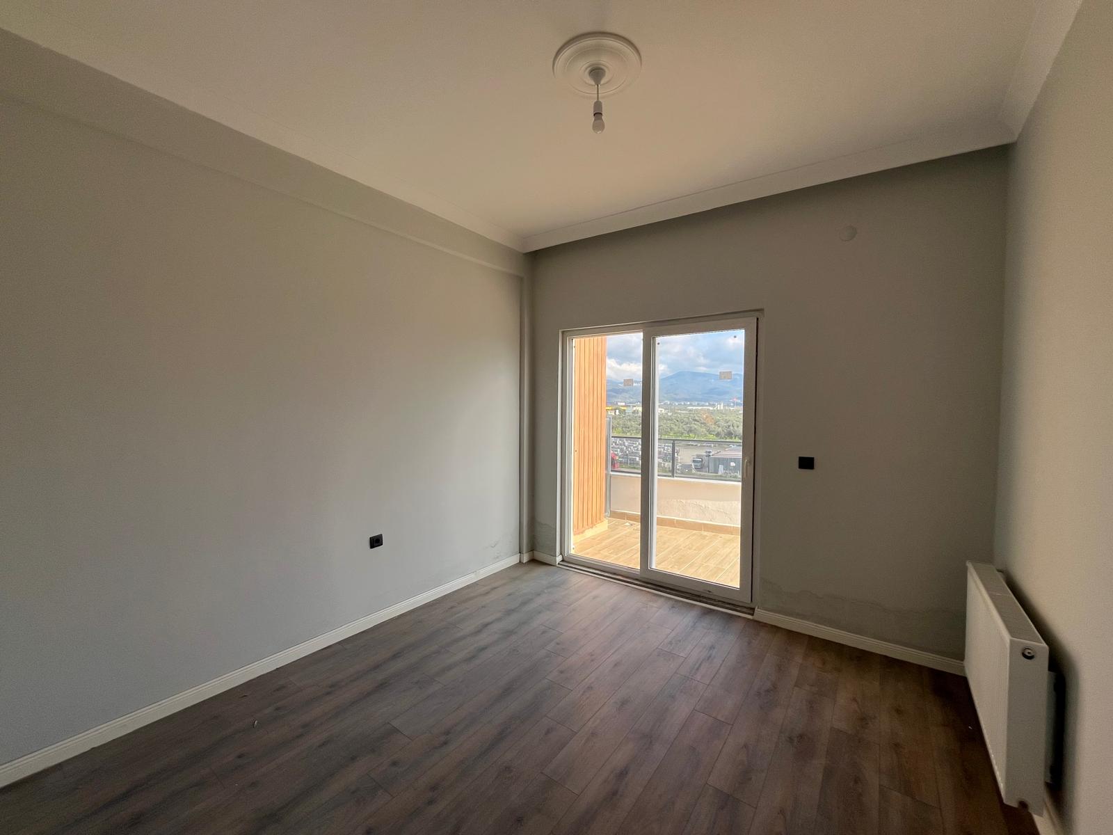 AKÇAY MERKEZDE İZMİR ÇANAKKALE OTOBANINA CEPHELİ 2+1 DUBLEX SIFIR DAİRE - Görsel 16