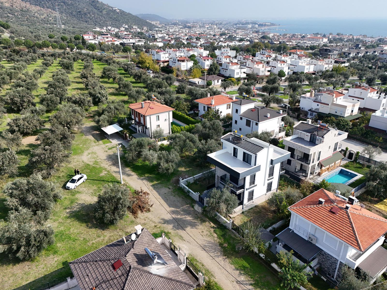 GÜRE ÇAMLIBELDE TEK VİLLALIK ARSA - Görsel 9