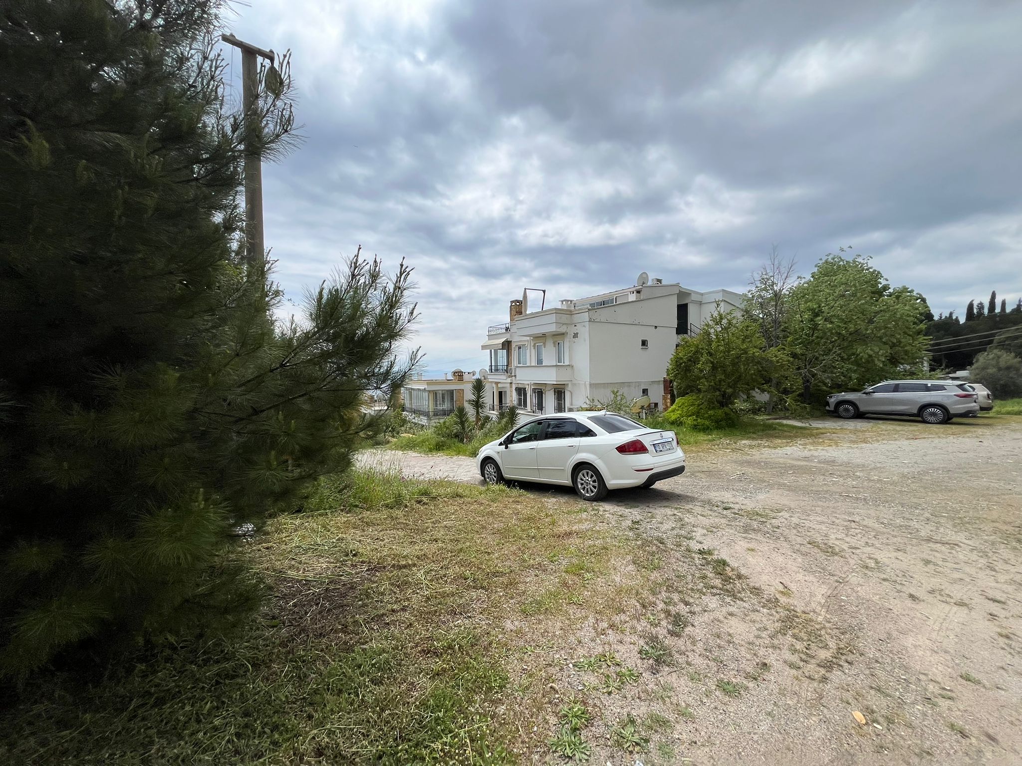 ALTINOLUKTA 650 M2 MUHTEŞEM DENİZ VE ŞEHİR MANZARALI KÖŞE ARSA - Görsel 10