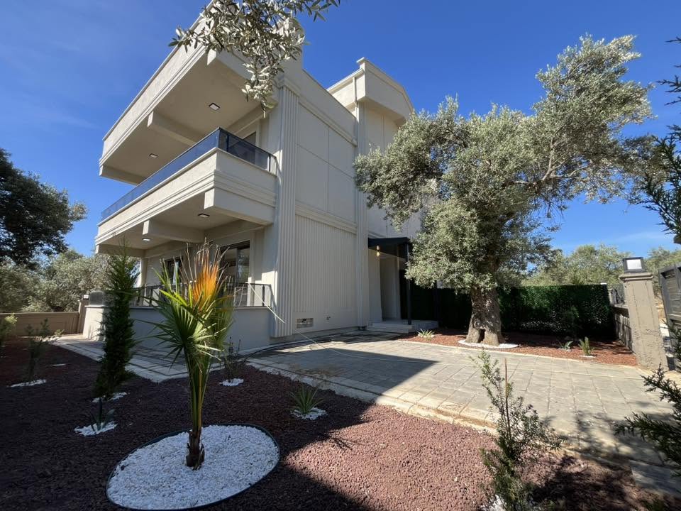 GÜREDE HEM DAĞ HEM DENİZ MANZARALI 3+1 TRİPLEX SIFIR VİLLA