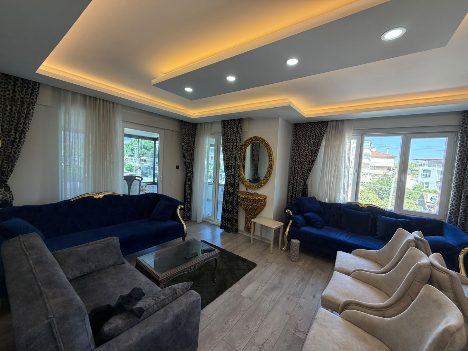 AKÇAY MERKEZDE 2+1 AYRI MUTFAK FULL EŞYA OPSİYONLU GENİŞ BALKONLU İÇİ FULL YAPILI DAİRE - Görsel 6