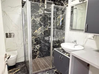 AKÇAYIN EN PRESTİJLİ SİTESİNDE 3+1 AYRI MUTFAK LÜKS DAİRE - Görsel 23