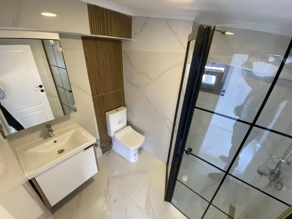 AKÇAY ÇAMLIYOL CADDESİNDE DENİZ VE DAĞ MANZARALI KAT DUBLEKSİ - Görsel 19