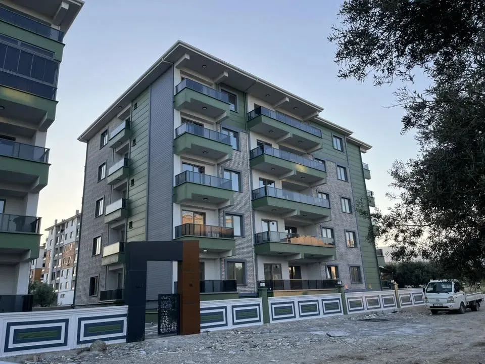 KADIKÖYDE KONSEPT PROJEDE KAPALI OTOPARKLI 2+1 LÜKS DAİRE
