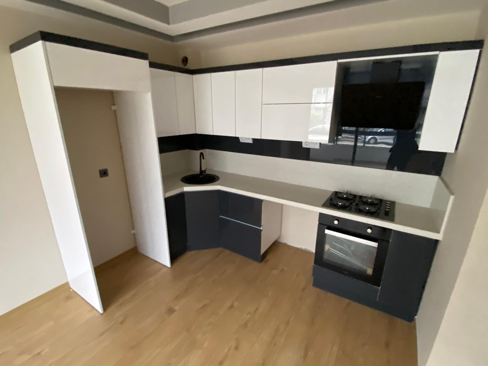 DOKTORLAR SİTESİ MEVKİ 0 BİNA EBEVEYN BANYOLU 2+1 DAİRE - Görsel 2