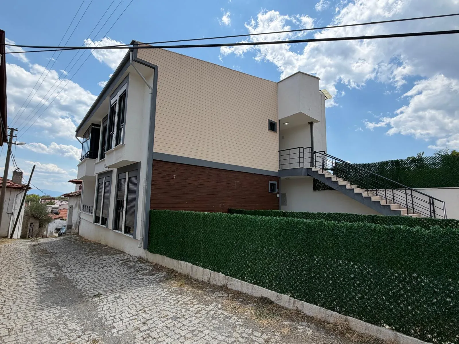 GÜREDE FULL EŞYALI ÇOK GENİŞ 2+1 DAİRE