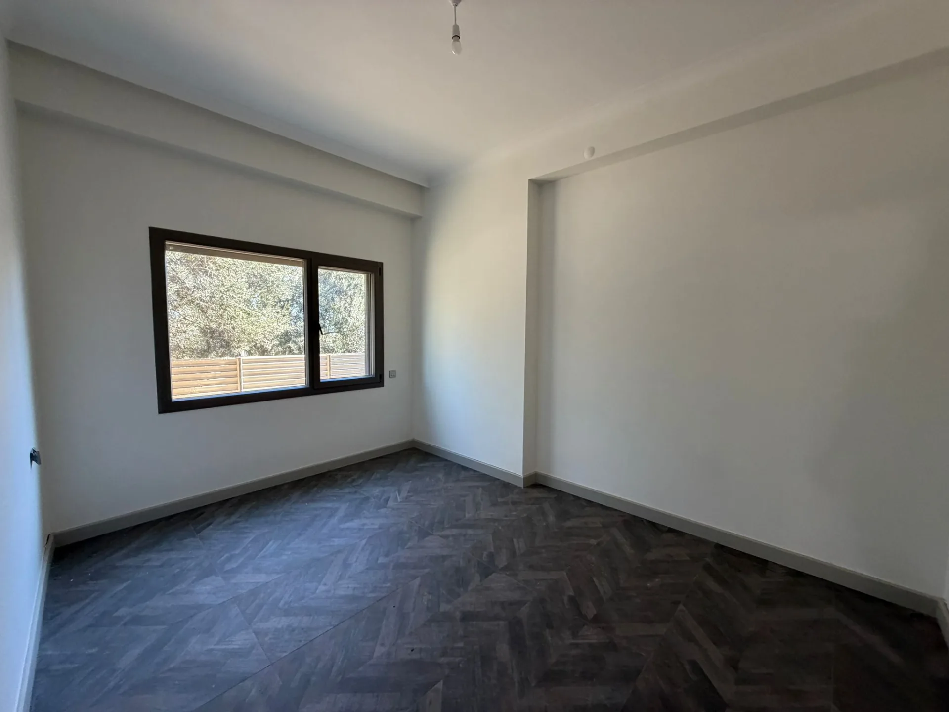 GÜRE İSKELE MAHALLESİNDE TEK KATLI 4+1 TAM MÜSTAKİL ULTRA LÜX VİLLA - Görsel 18