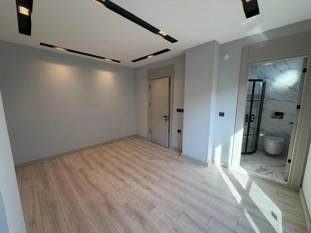 AKÇAY ALTINKUMDA 2+1 EBEVEYN BANYOLU GENİŞ DAİRE - Görsel 22