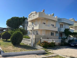 DENİZE SIFIR GÜRENİN YALISI 3+1 TRİPLEX VİLLA - Görsel 3